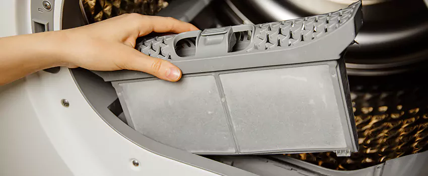 Signs Of A Clogged Dryer Lint Trap in Jamestown, North Dakota